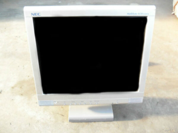液晶モニター15